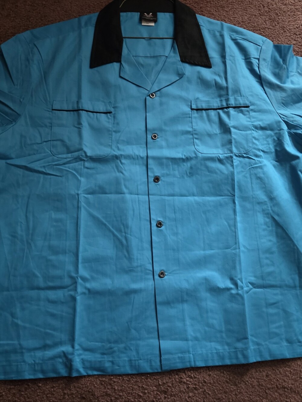 HILTON BOWLING 🎳 SHIRT 👕